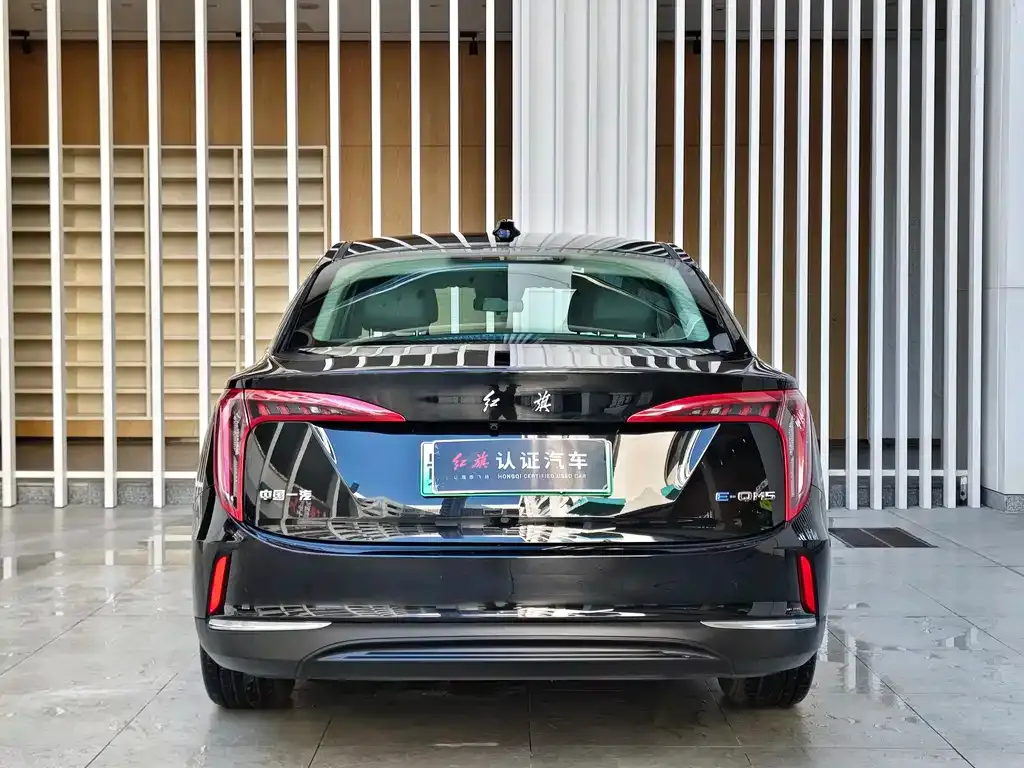 Hongqi E-QM5 — фото 9