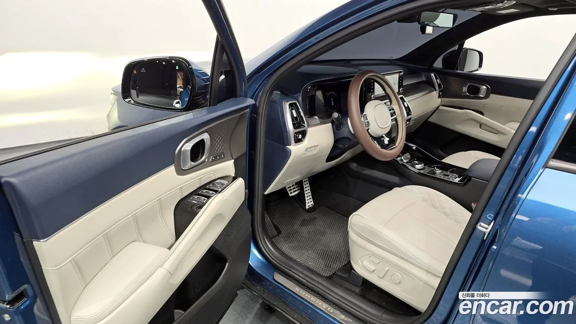 Kia Sorento — фото 10