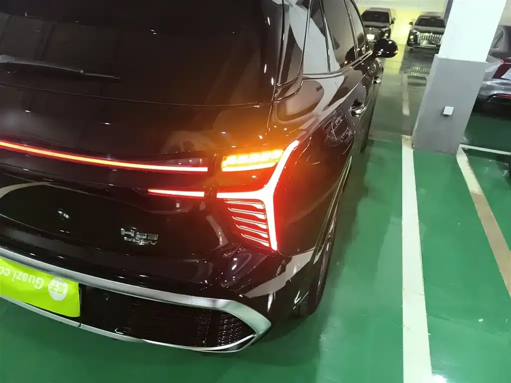 Hongqi HS3 PHEV 2025 из CN, фото 8