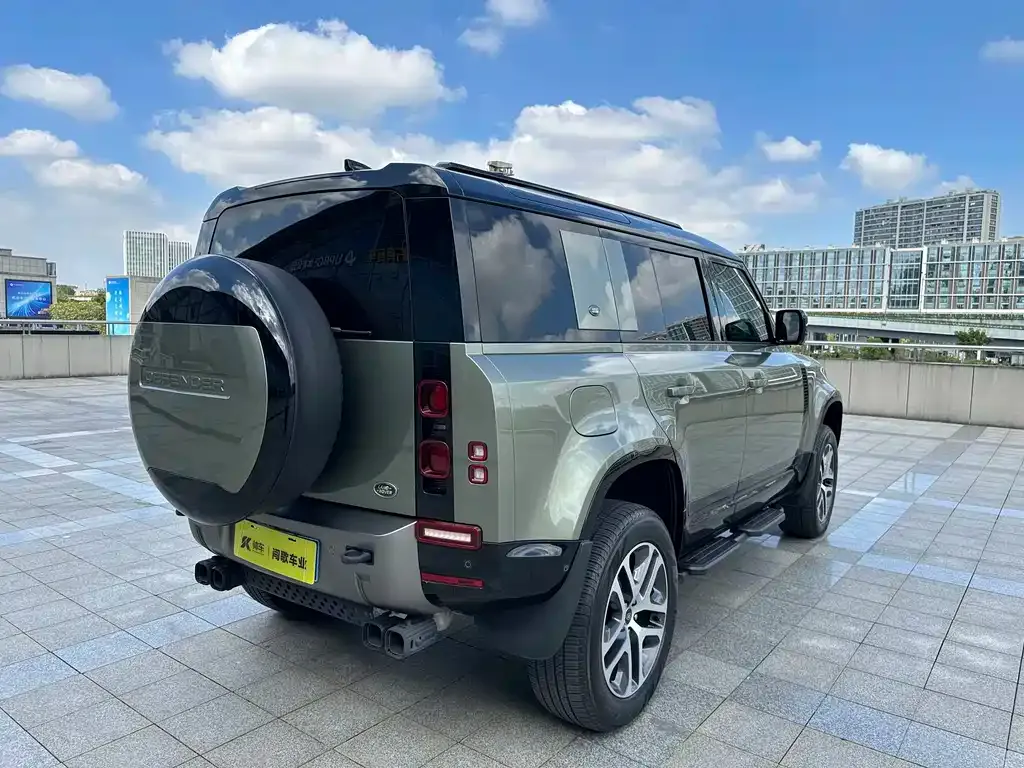 Land Rover Defender — фото 4