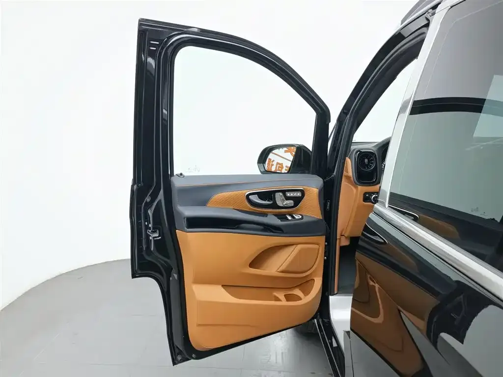 Mercedes-Benz Vito 2024 из CN, фото 8