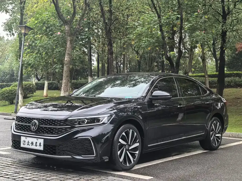 Volkswagen Passat 2022 из CN, фото 1