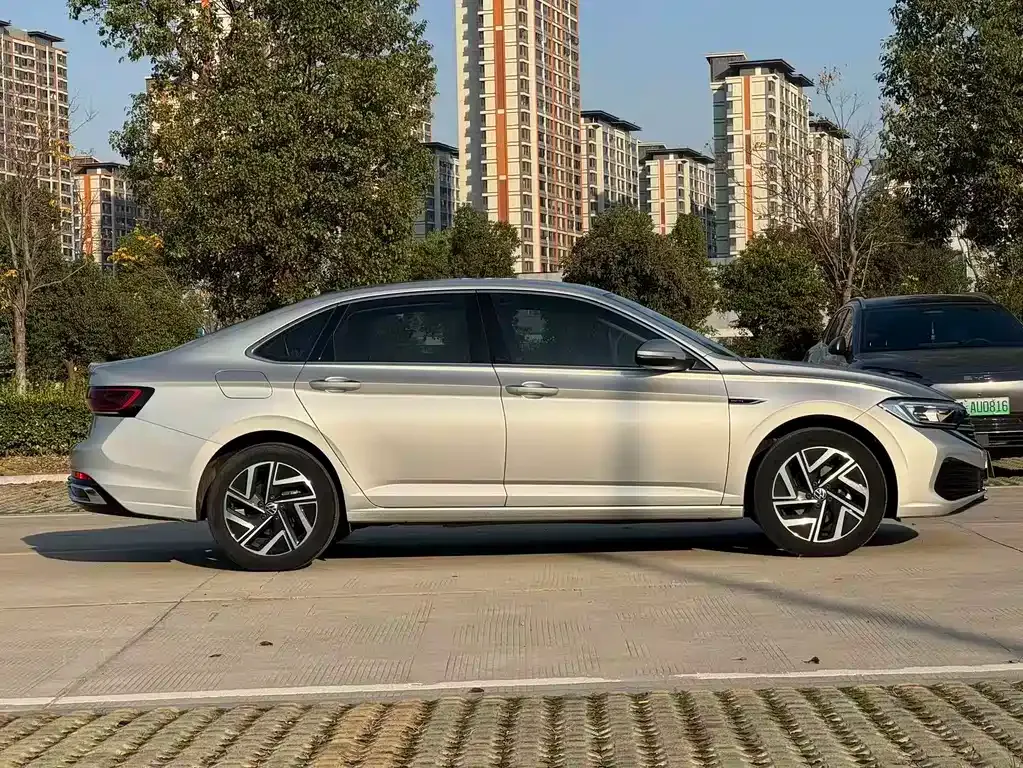 Volkswagen Sagitar 2022 из CN, фото 7