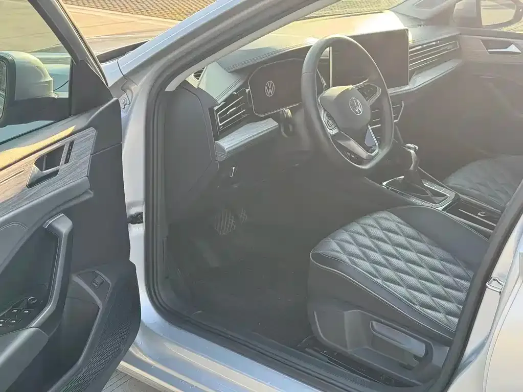 Volkswagen Sagitar 2022 из CN, фото 9
