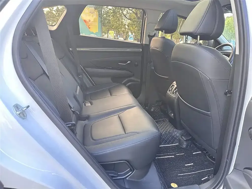 Hyundai Tucson 2022 из CN, фото 5