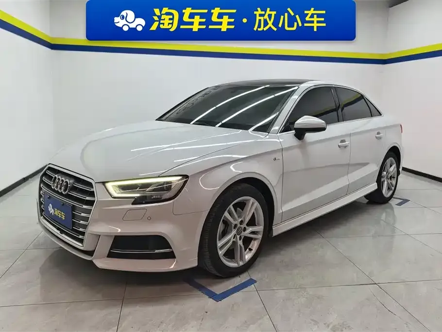 Audi A3 2021 из CN, фото 1
