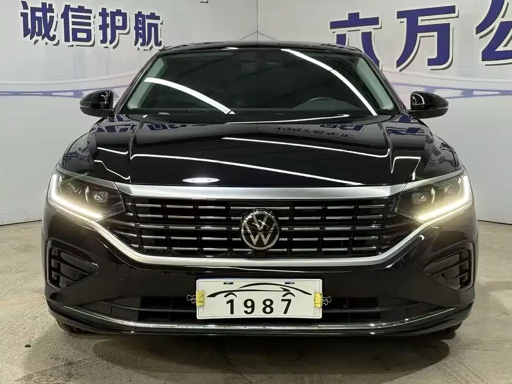 Volkswagen Passat 2023 из CN, фото 2