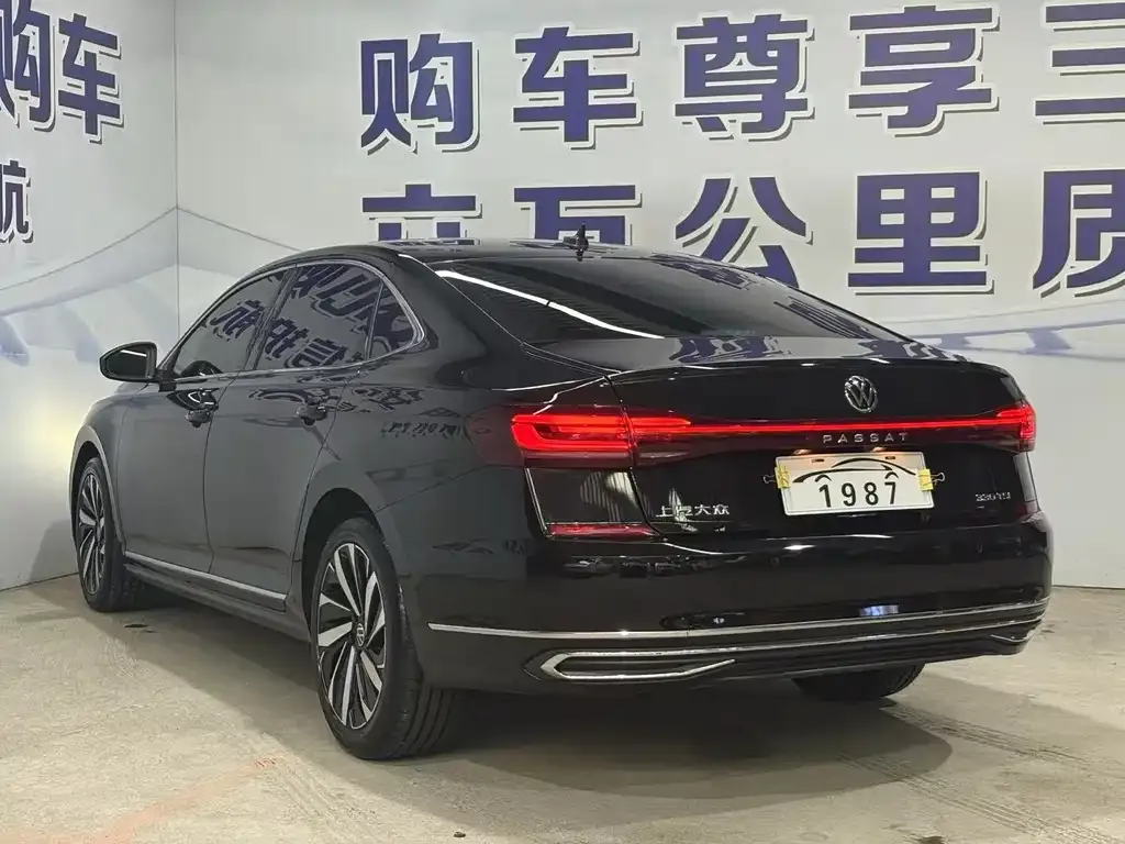 Volkswagen Passat 2023 из CN, фото 6