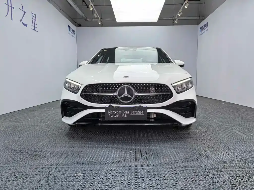 Mercedes-Benz A-Class 2024 из CN, фото 3