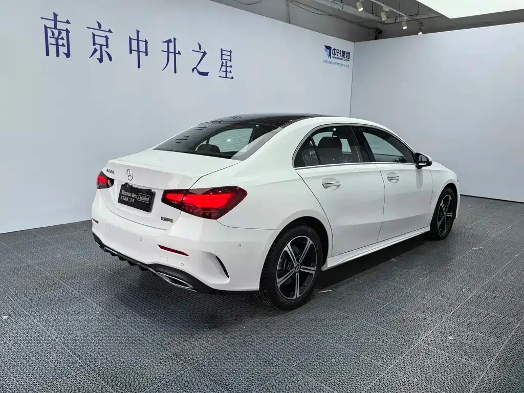 Mercedes-Benz A-Class 2024 из CN, фото 4