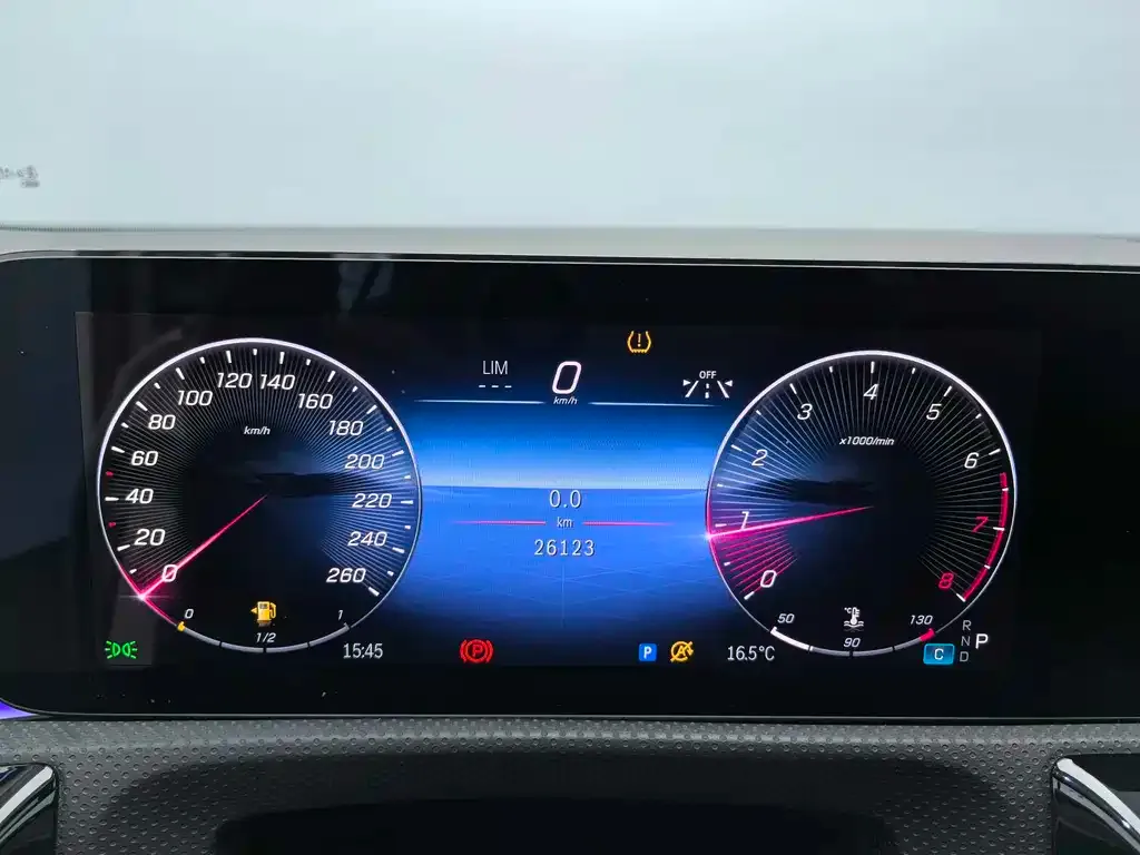 Mercedes-Benz A-Class 2024 из CN, фото 8