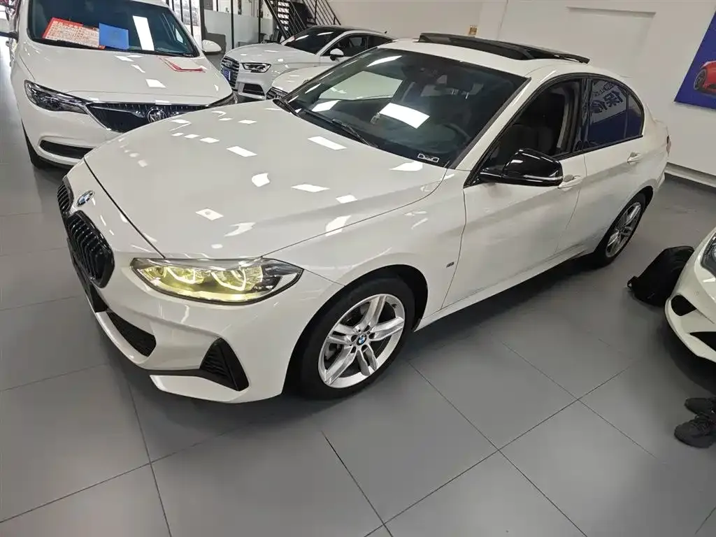 BMW 1 Series 2021 из CN, фото 5