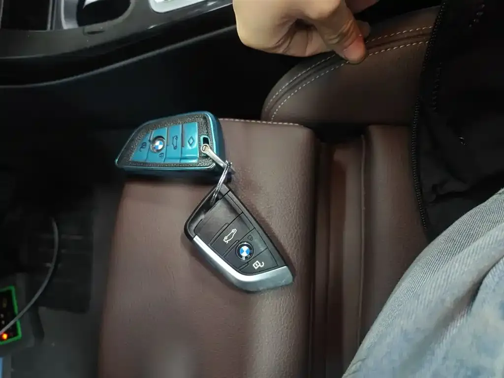 BMW 1 Series 2021 из CN, фото 9