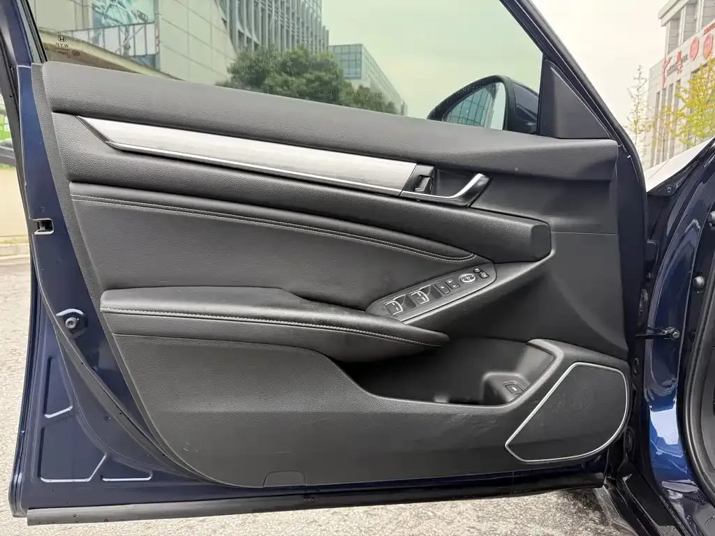 Honda Inspire — фото 4