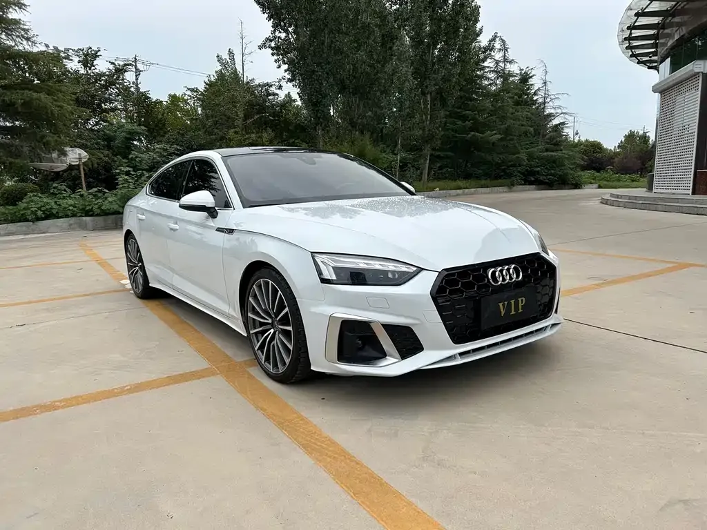 Audi A5 (Import) 2023 из CN, фото 2