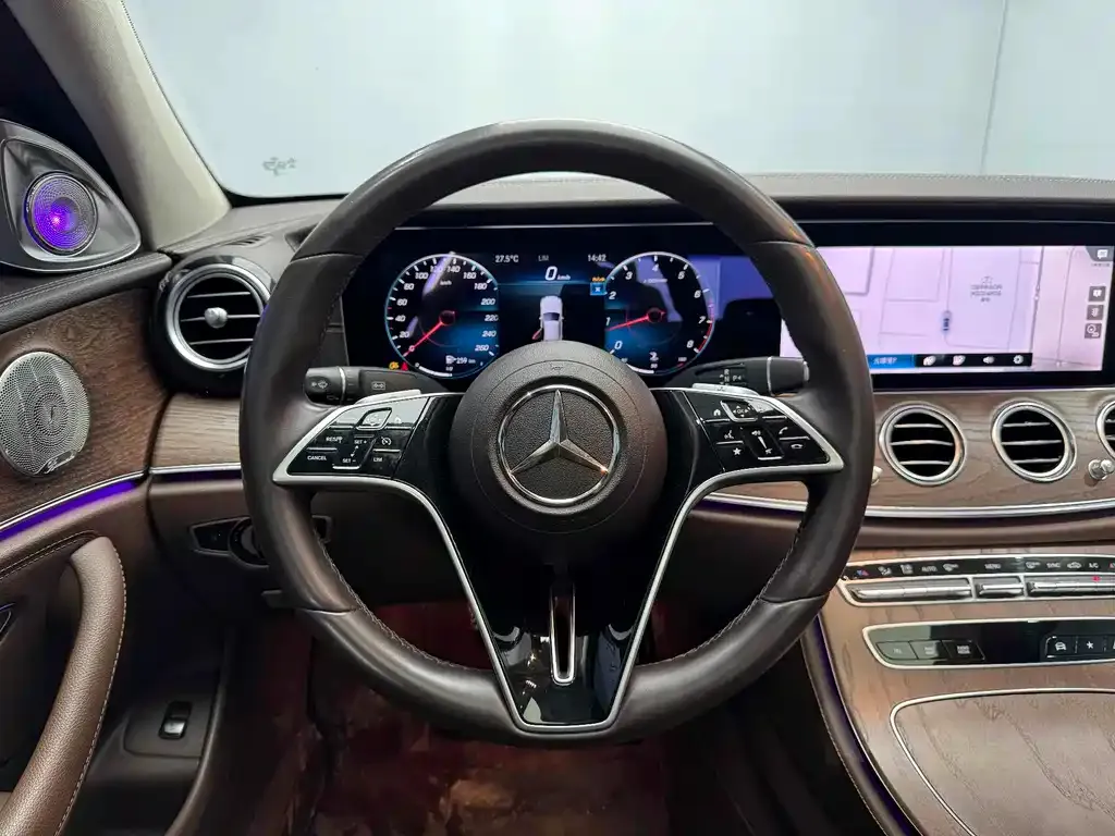 Mercedes-Benz E-Class 2023 из CN, фото 10