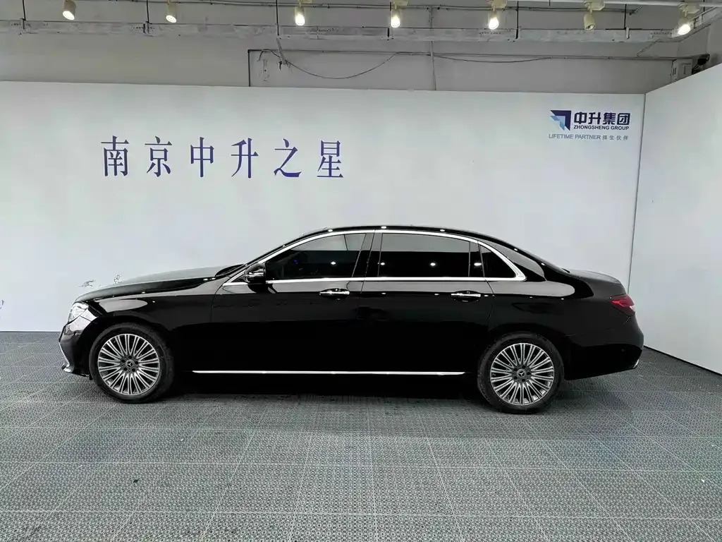 Mercedes-Benz E-Class 2023 из CN, фото 7