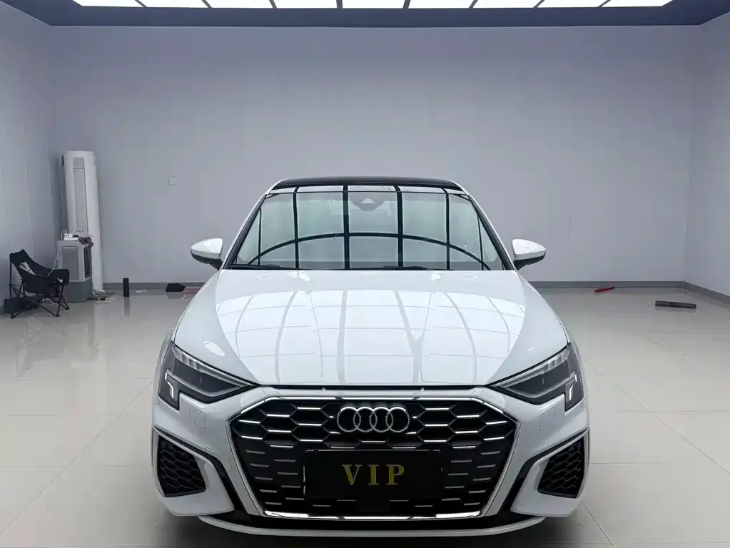 Audi A3 2021 из CN, фото 2