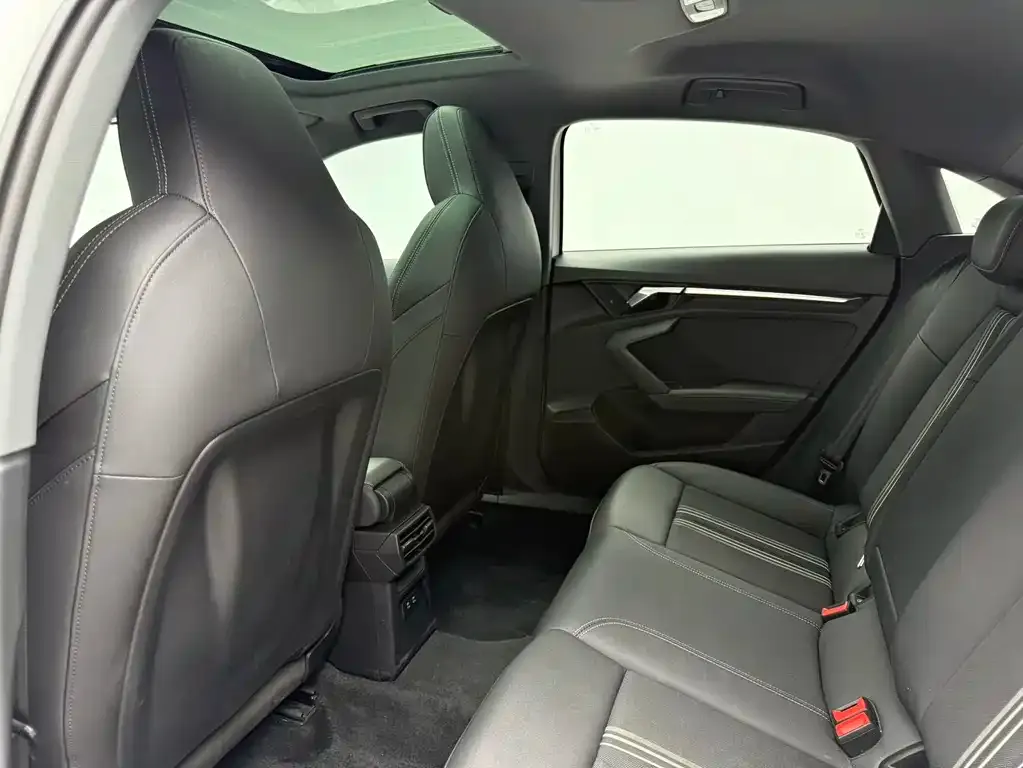 Audi A3 2021 из CN, фото 8