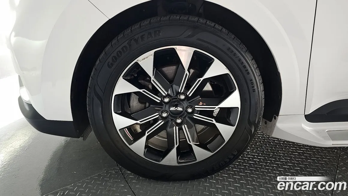 Kia Carnival 2023 из KR, фото 5