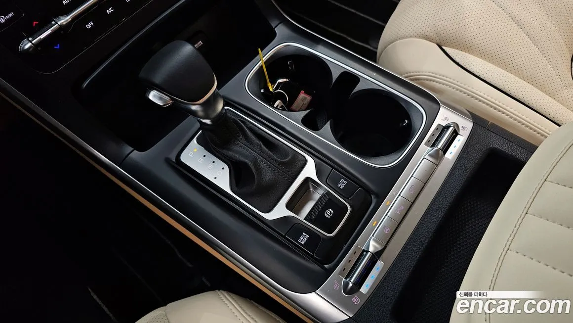 Kia Carnival 2023 из KR, фото 9
