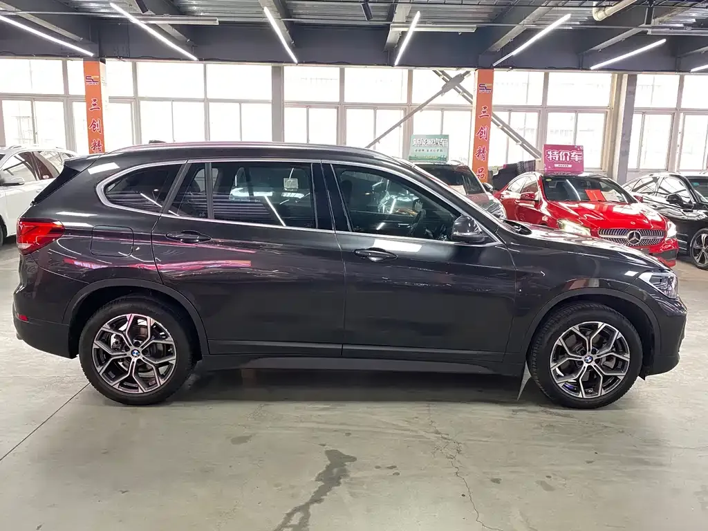 BMW X1 2022 из CN, фото 4