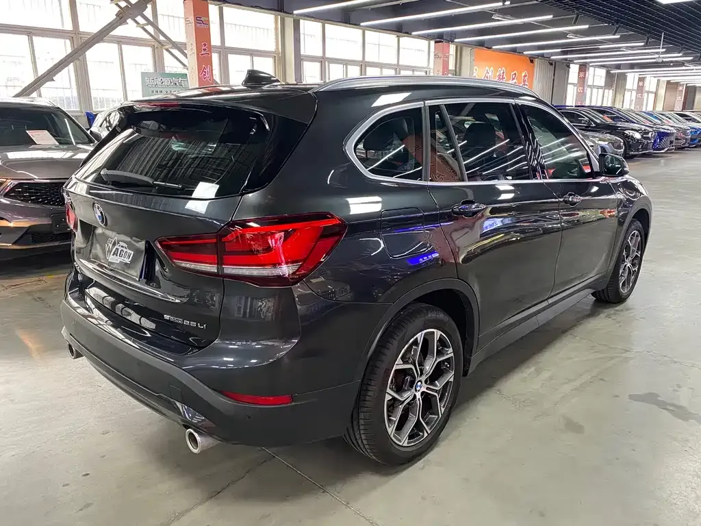BMW X1 2022 из CN, фото 5
