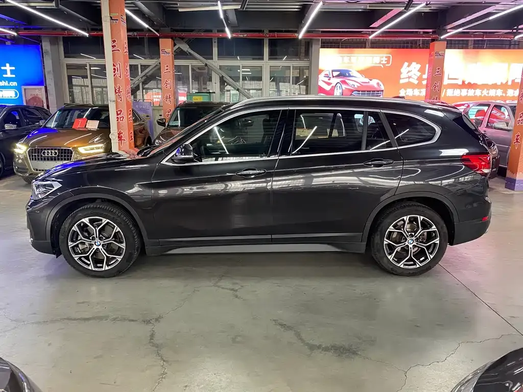 BMW X1 2022 из CN, фото 8