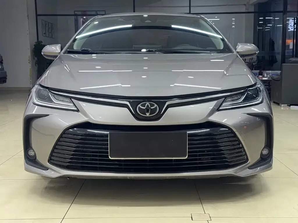 Toyota Corolla 2021 из CN, фото 2