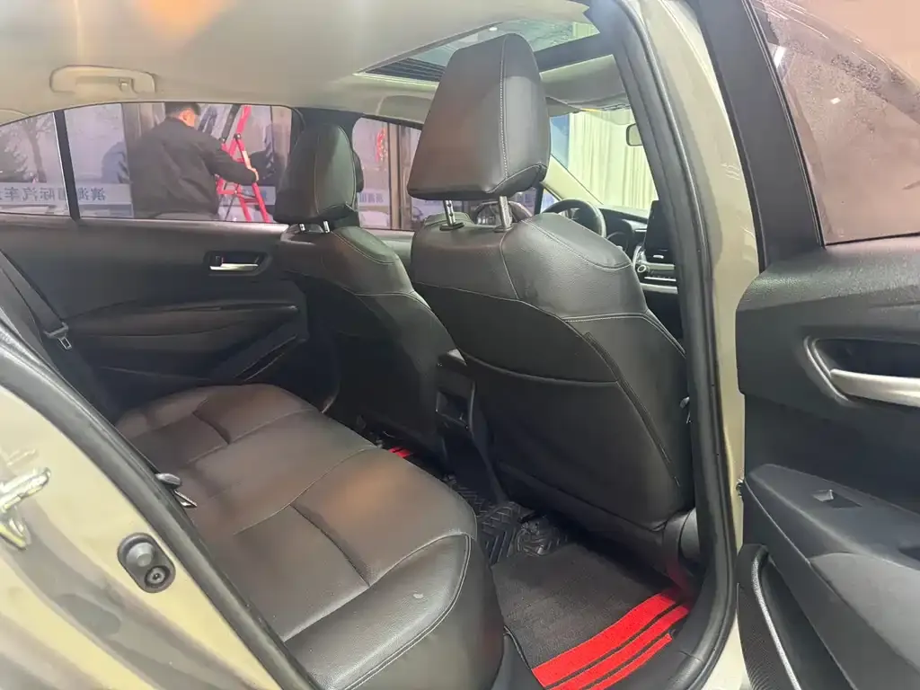 Toyota Corolla 2021 из CN, фото 9