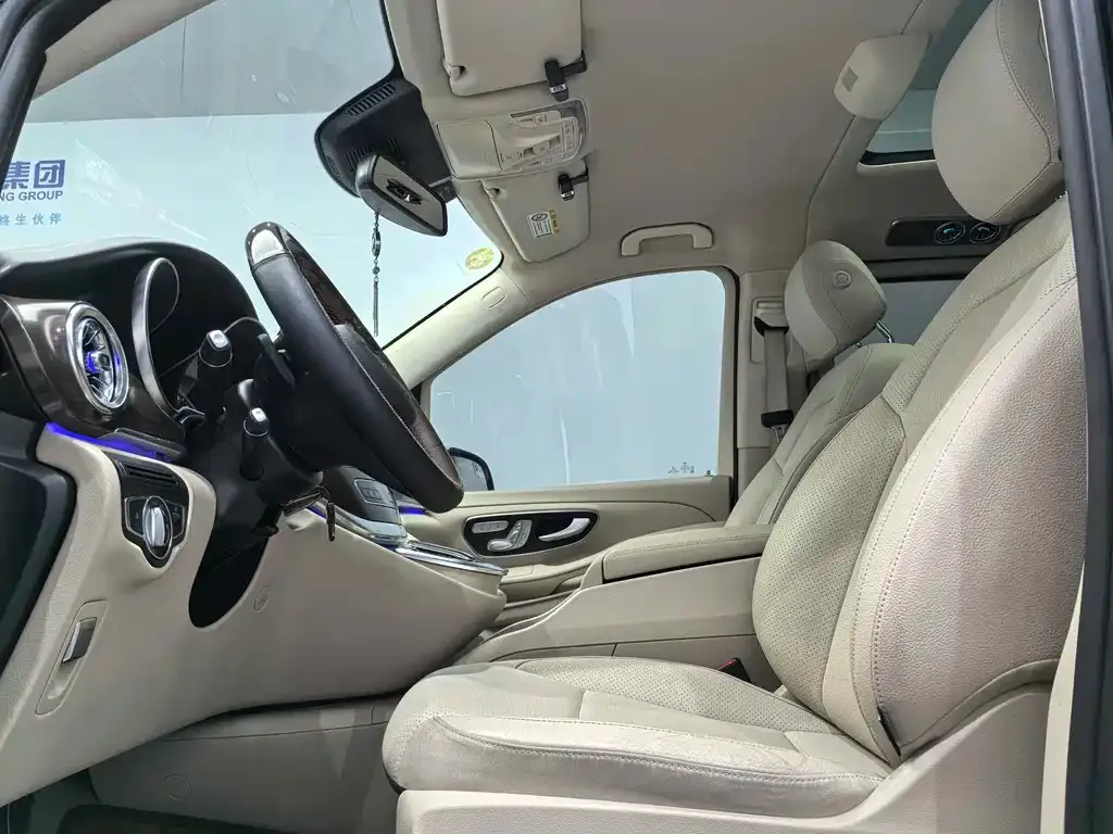 Mercedes-Benz V-Class 2021 из CN, фото 10