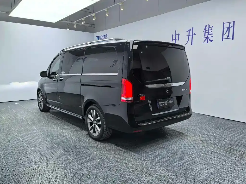 Mercedes-Benz V-Class 2021 из CN, фото 4