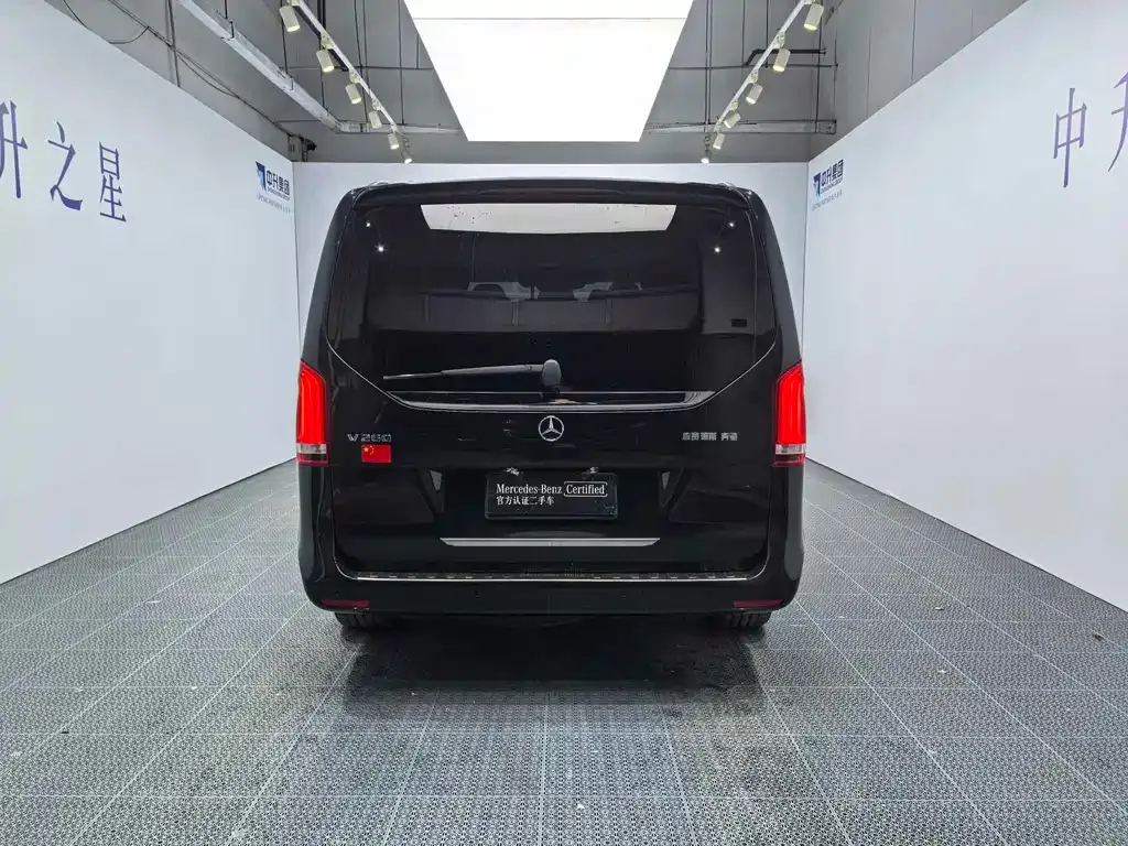Mercedes-Benz V-Class 2021 из CN, фото 5