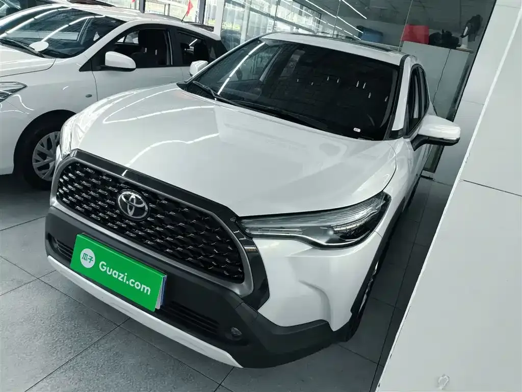 Toyota Corolla Cross 2022 из CN, фото 1
