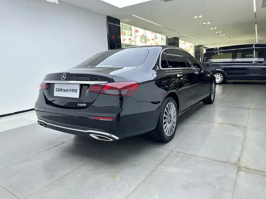 Mercedes-Benz E-Class 2023 из CN, фото 2