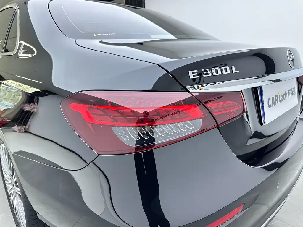 Mercedes-Benz E-Class 2023 из CN, фото 6