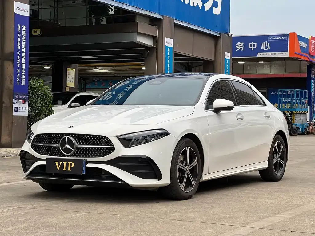 Mercedes-Benz A-Class 2024 из CN, фото 1