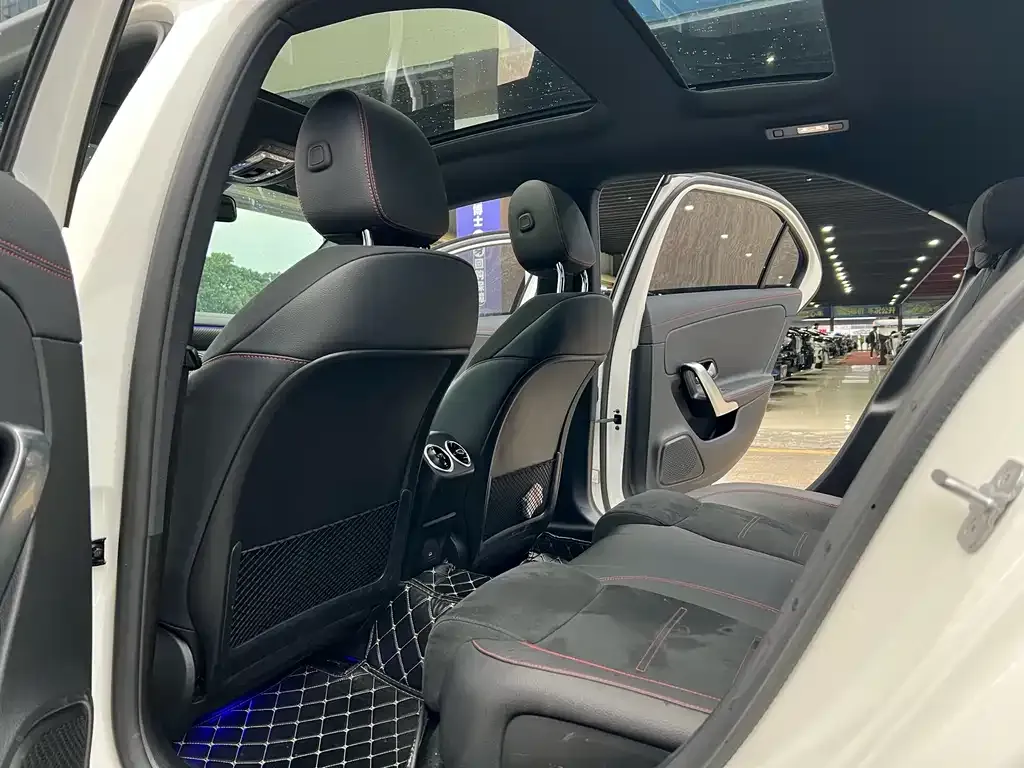 Mercedes-Benz A-Class 2024 из CN, фото 5