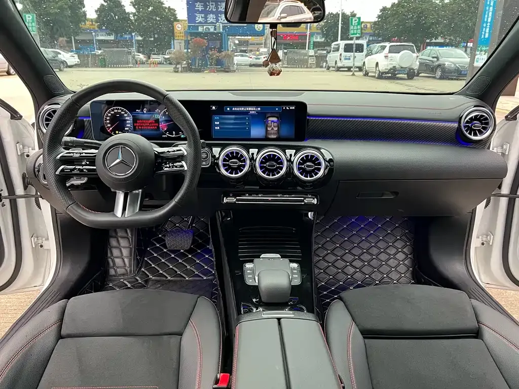 Mercedes-Benz A-Class 2024 из CN, фото 7