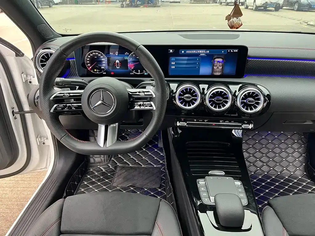 Mercedes-Benz A-Class 2024 из CN, фото 8