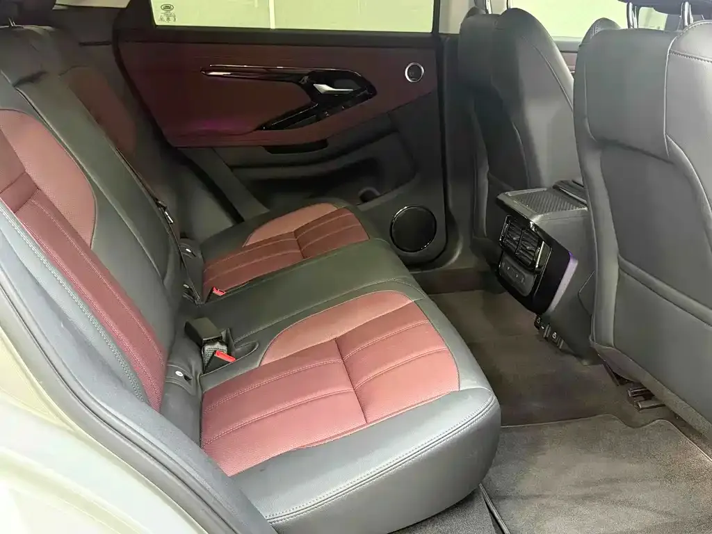 Land Rover Evoque 2025 из CN, фото 4