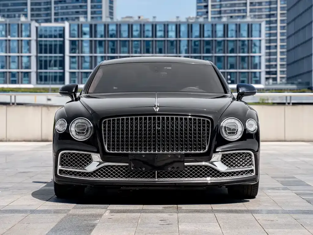 Bentley Flying Spur PHEV 2022 из CN, фото 4