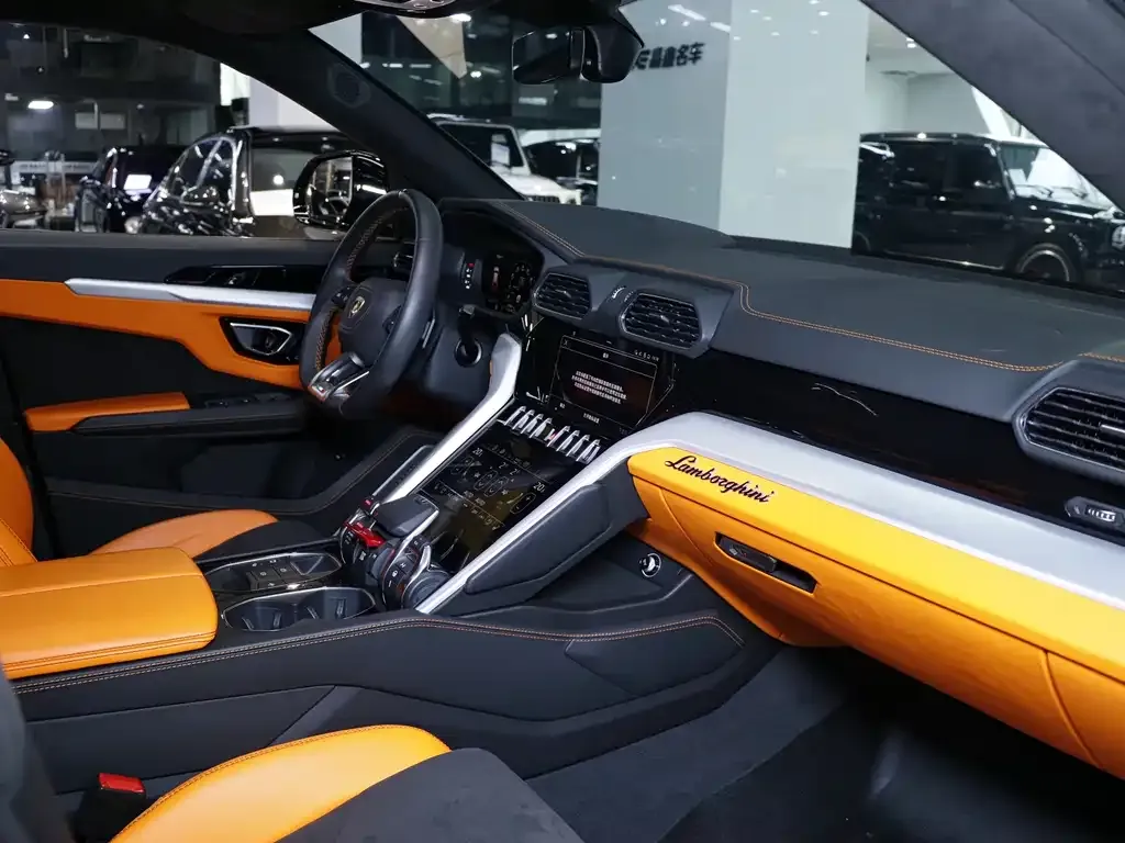 Lamborghini Urus 2022 из CN, фото 6