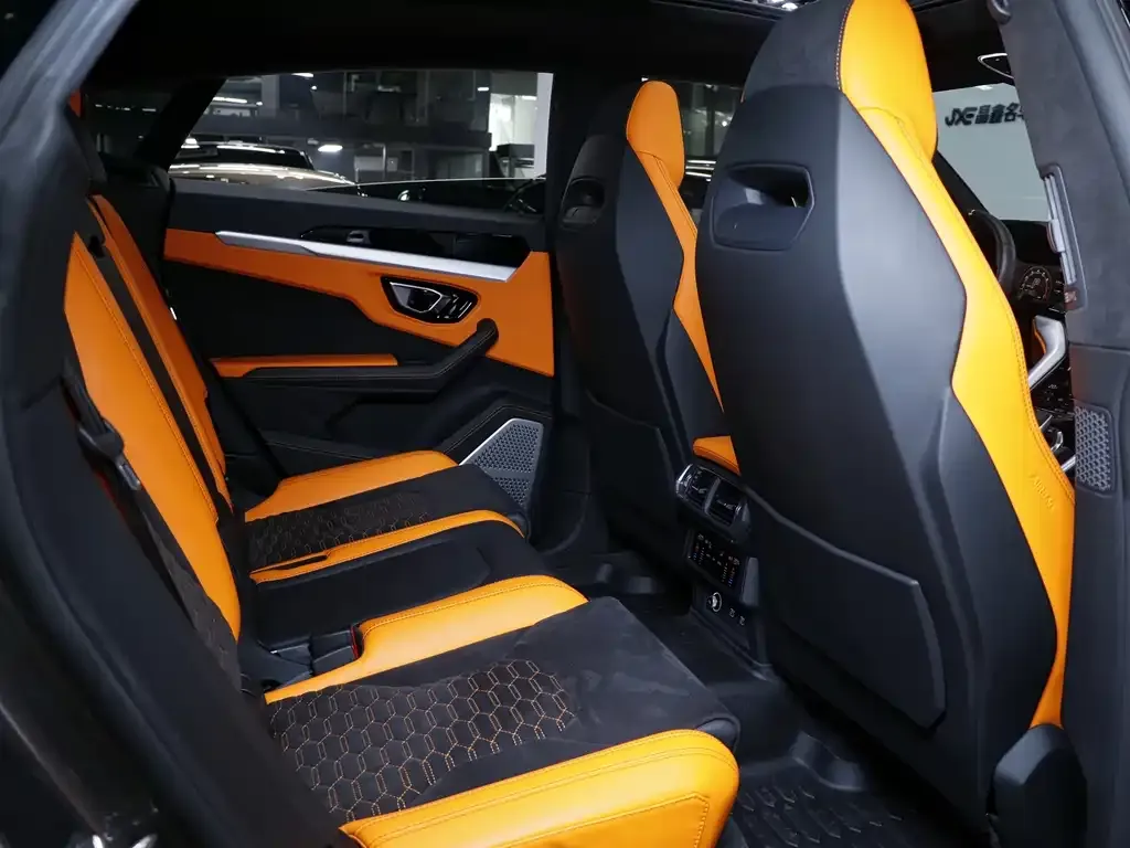 Lamborghini Urus 2022 из CN, фото 9
