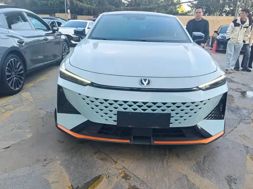 Changan UNI-V 2024 из CN, фото 1