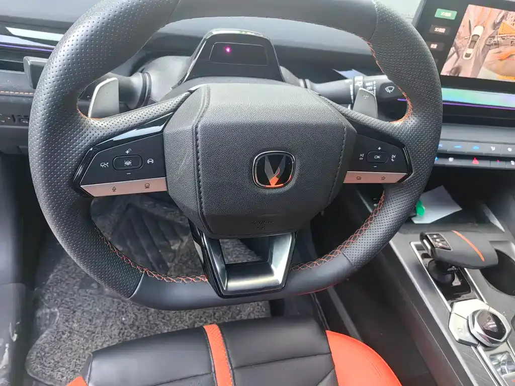 Changan UNI-V 2024 из CN, фото 6