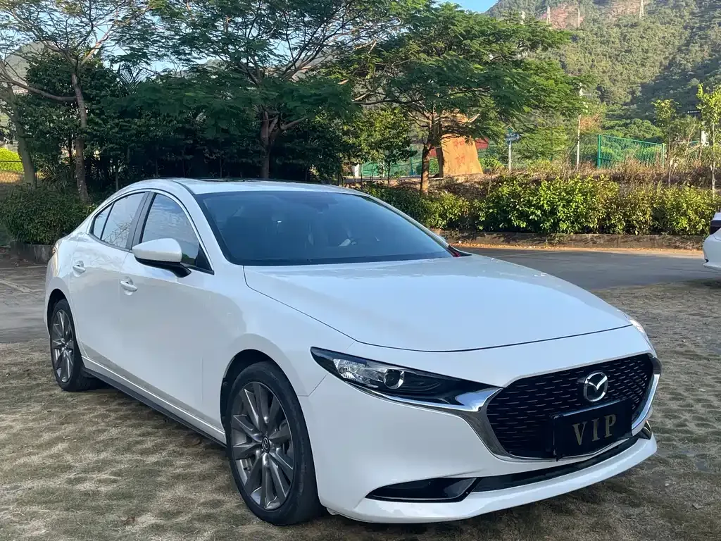 Mazda 3 Axela 2022 из CN, фото 3