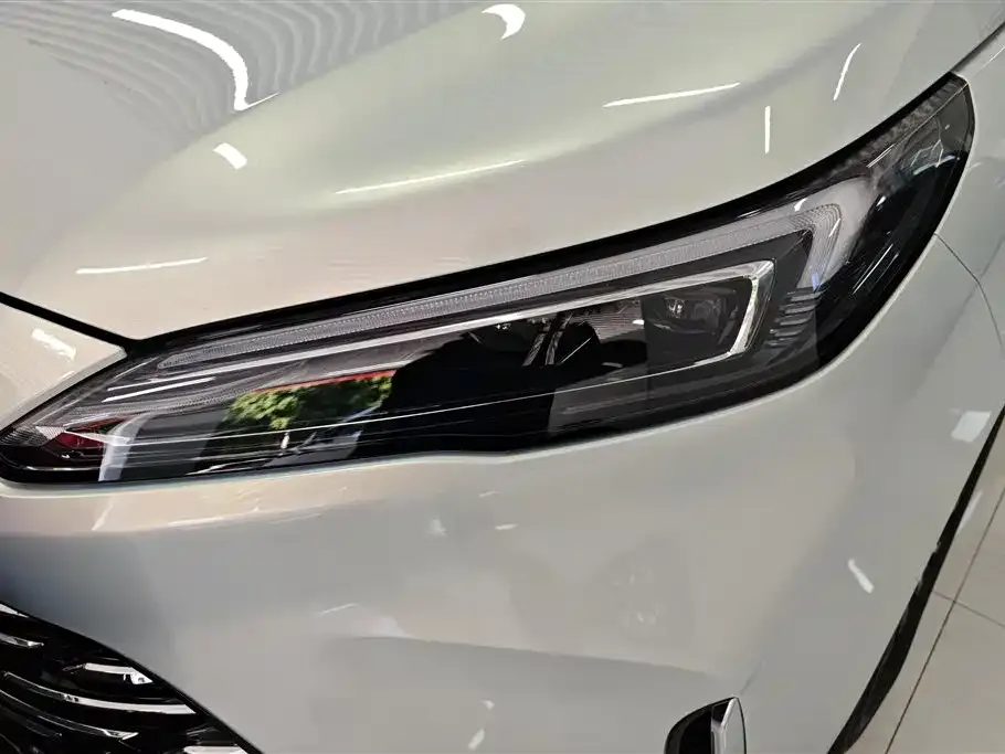Buick GL8 Hybrid 2025 из CN, фото 5