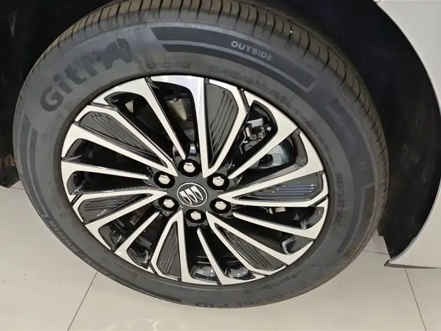 Buick GL8 Hybrid 2025 из CN, фото 6