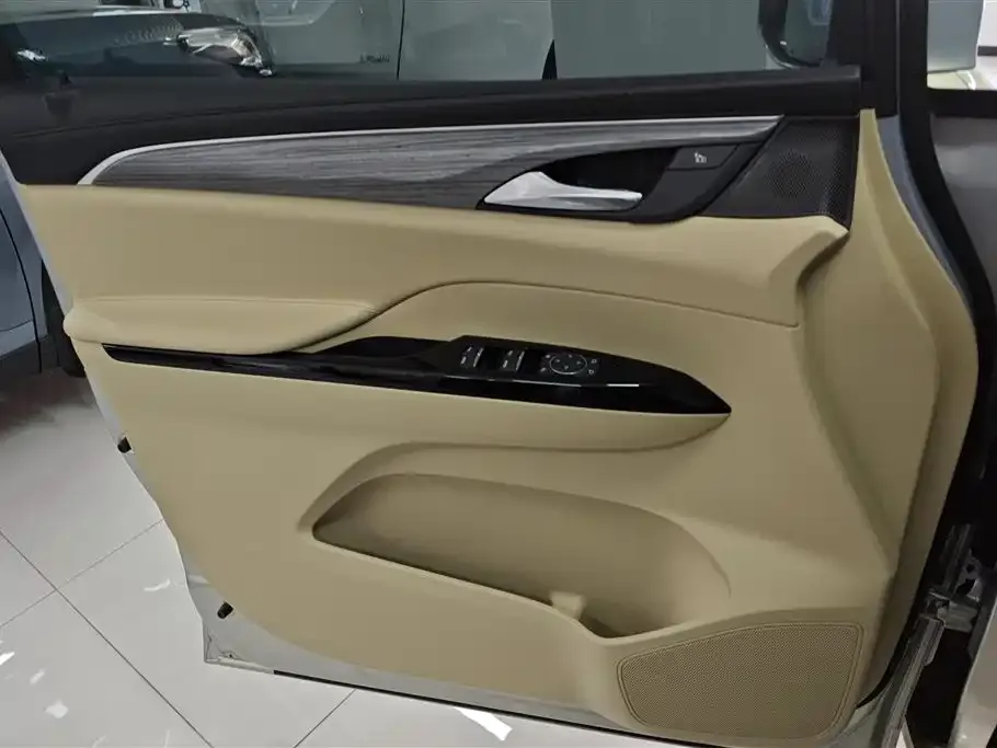 Buick GL8 Hybrid 2025 из CN, фото 7